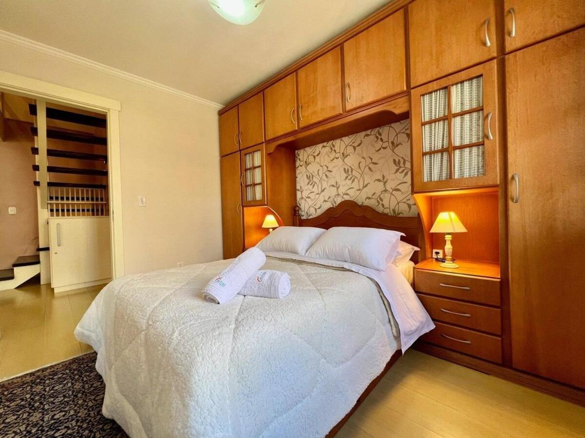 Apartamento San Pietro Centro 3 Dorm By Achei Temporada Gramado Esterno foto