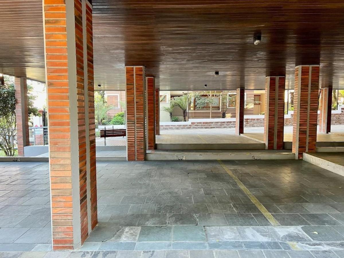 Apartamento San Pietro Centro 3 Dorm By Achei Temporada Gramado Esterno foto